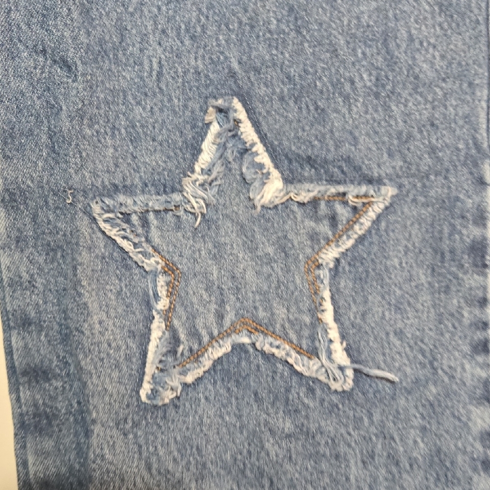 Distressed Star Wide Leg 10 1/2 Flare - Picture 3 of 7